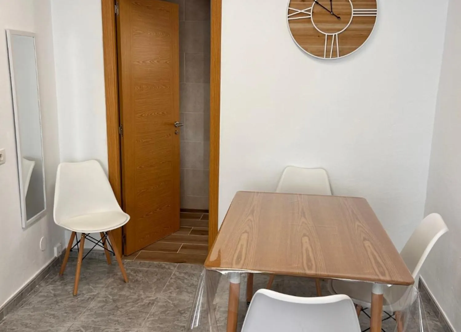 Apartamento En Los Cristianos 2 Habitaciones 4 Huespedes Vv Elenita